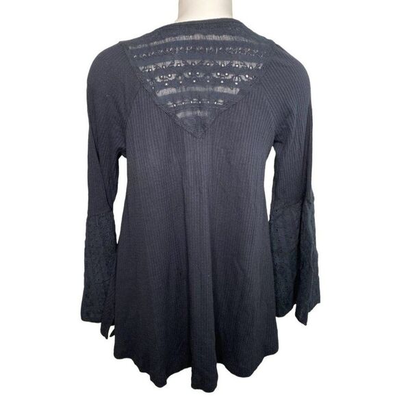 Free People Embroidered Blouse Top Women's XS Black Bell Sleeves V-Neck NEW - Picture 6 of 14